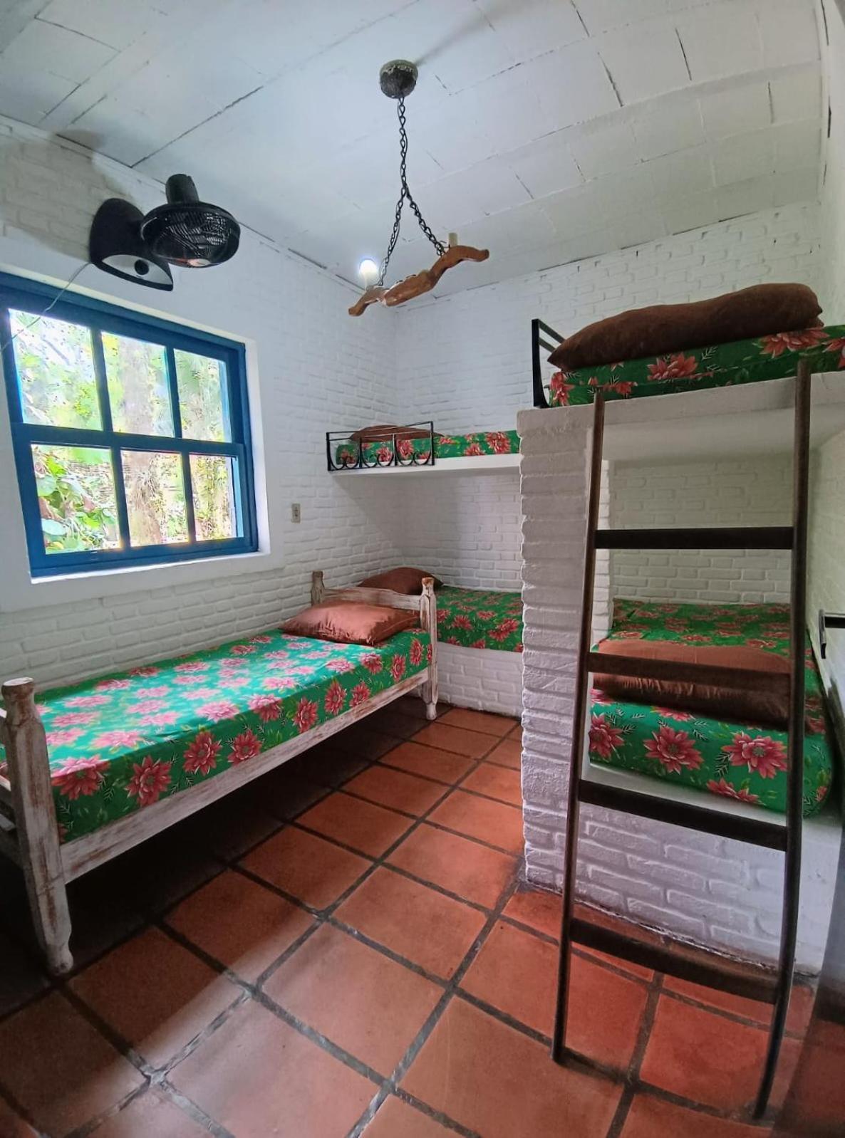 Hostel Terra Das Tribos Ubatuba Esterno foto